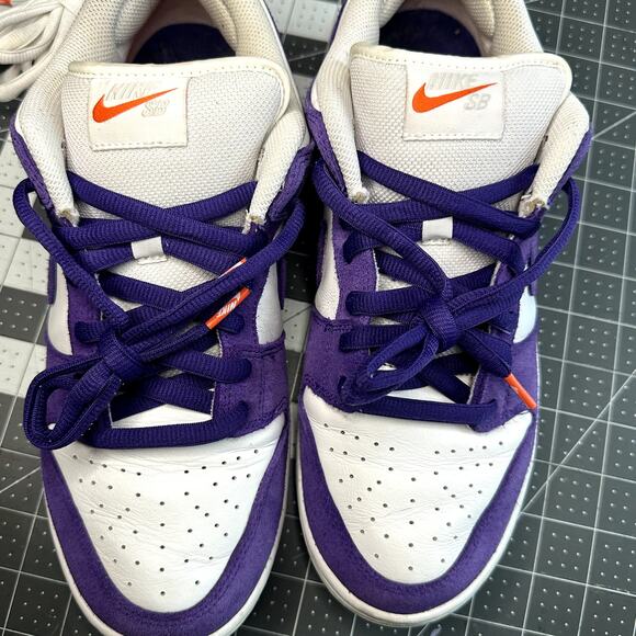 Nike SB Dunk Low 'Court Purple' - Picture 6 of 8